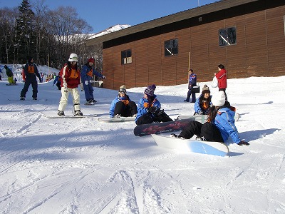 スノーボードスクール